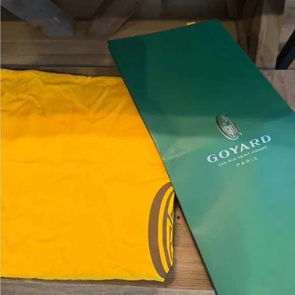 Like new Goyard St. Louis GM!! - Picture 6 of 6